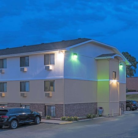 Super 8 By Wyndham Omaha Ne Hotell Exteriör bild